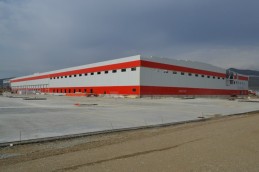 Склад продовольственных и непродовольственных товаров  по адресу: г.Новороссийск, с.Цемдолина-с.Борисовка.